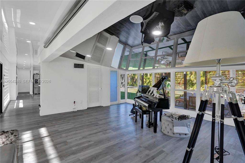 1500 Park Rd, Hollywood, FL 33021 - Pending Sale photo 11