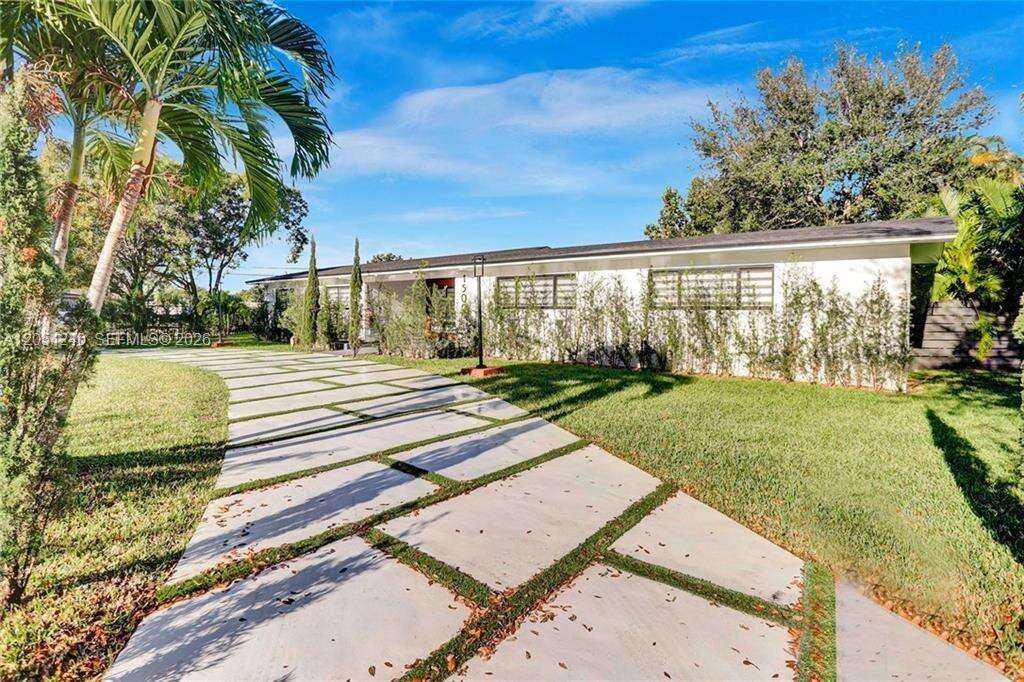 1500 Park Rd, Hollywood, FL 33021 - Pending Sale photo 3