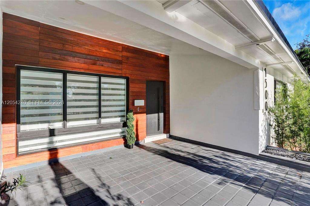 1500 Park Rd, Hollywood, FL 33021 - Pending Sale photo 4