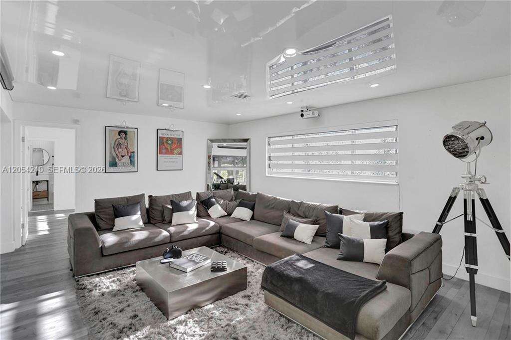 1500 Park Rd, Hollywood, FL 33021 - Pending Sale photo 9