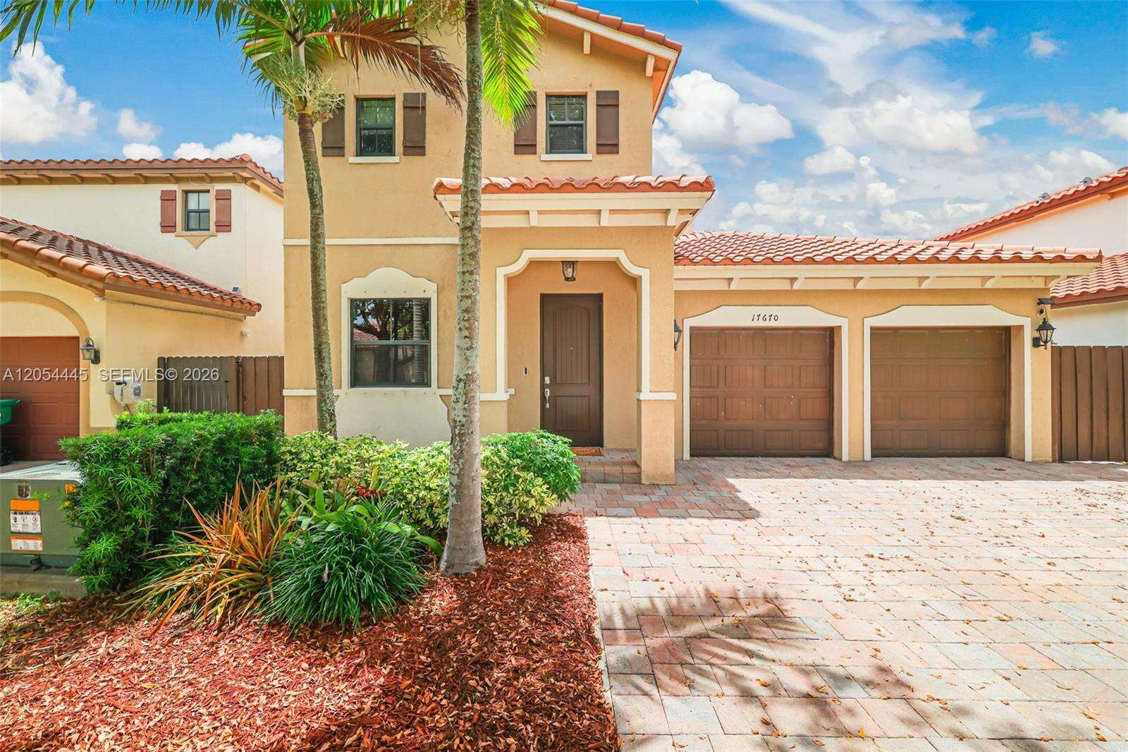 17670 154th Pl, Miami, FL 33187 - For Sale photo 3