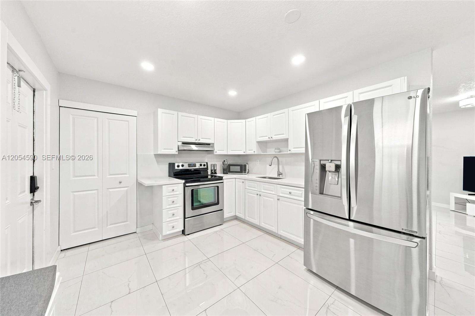 5632 36th Ct, West Park, FL 33023 - For Sale photo 10