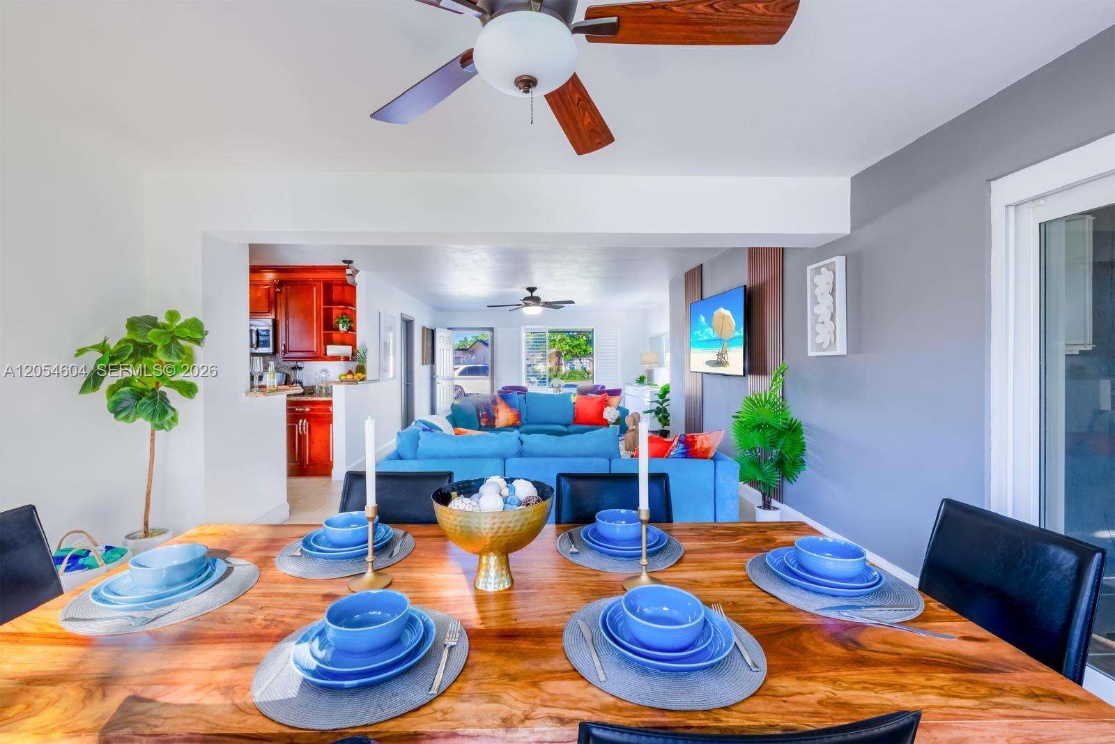 312 Luna Ct, Hollywood, FL 33021 - For Sale photo 2