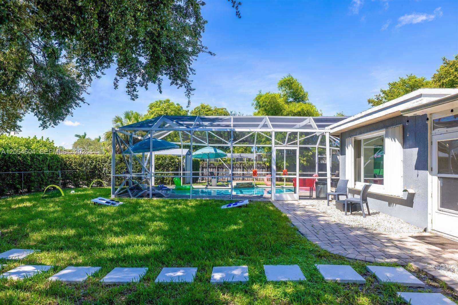 312 Luna Ct, Hollywood, FL 33021 - For Sale photo 15
