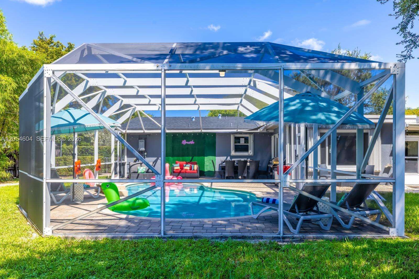 312 Luna Ct, Hollywood, FL 33021 - For Sale photo 16