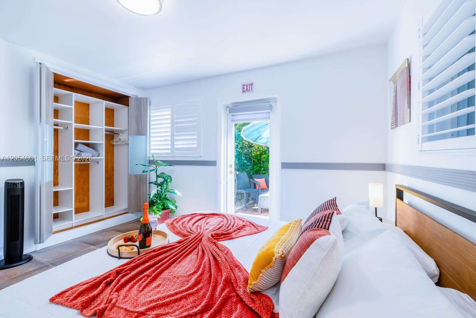 312 Luna Ct, Hollywood, FL 33021 - For Sale photo 10