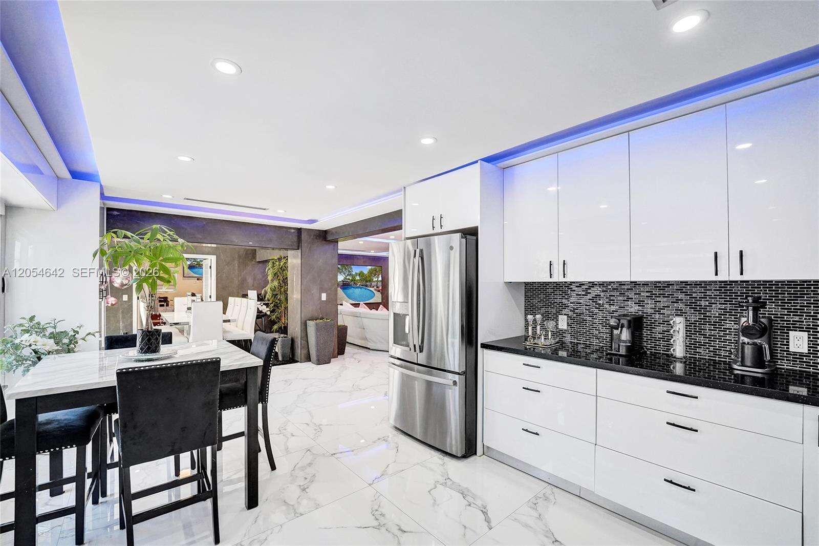 3701 Mckinley St, Hollywood, FL 33021 - For Sale photo 5
