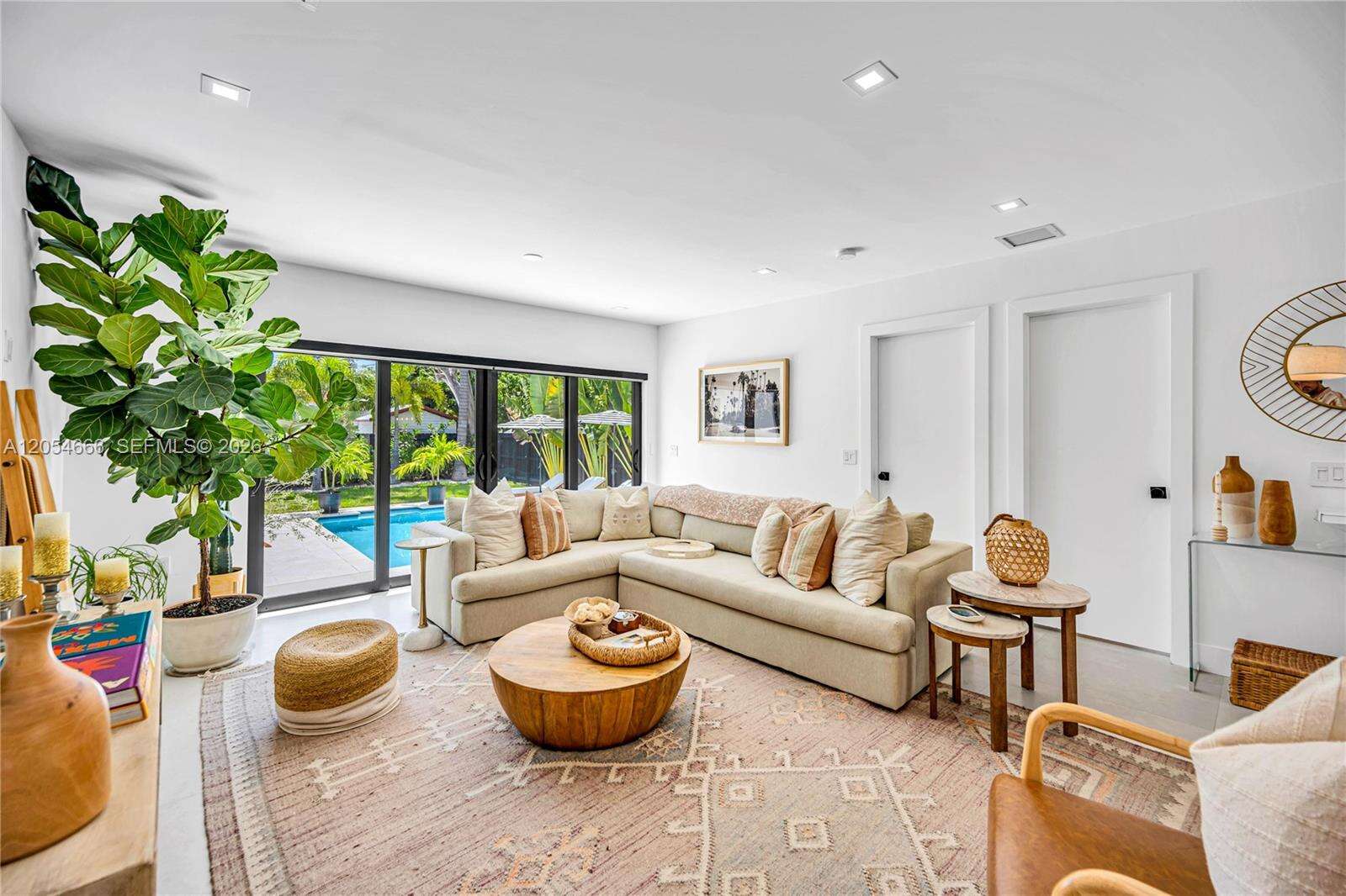 530 18th Ter, Miami, FL 33129 - For Sale photo 15
