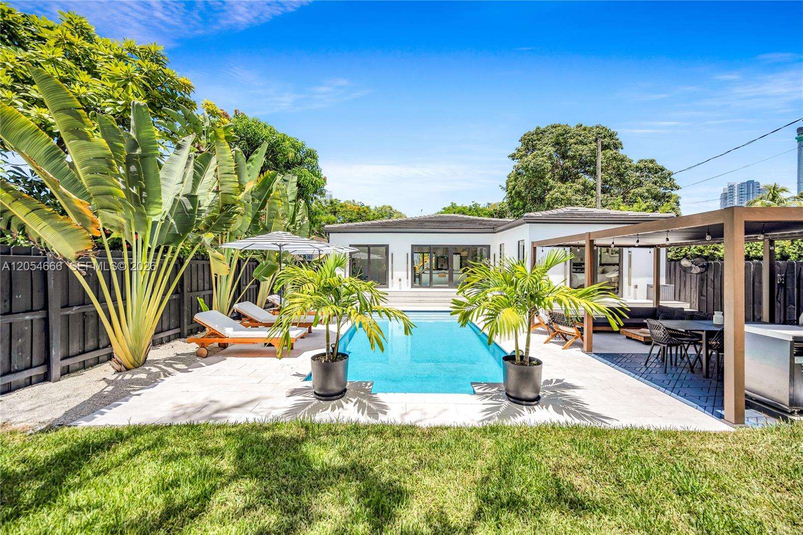 530 18th Ter, Miami, FL 33129 - For Sale photo 35