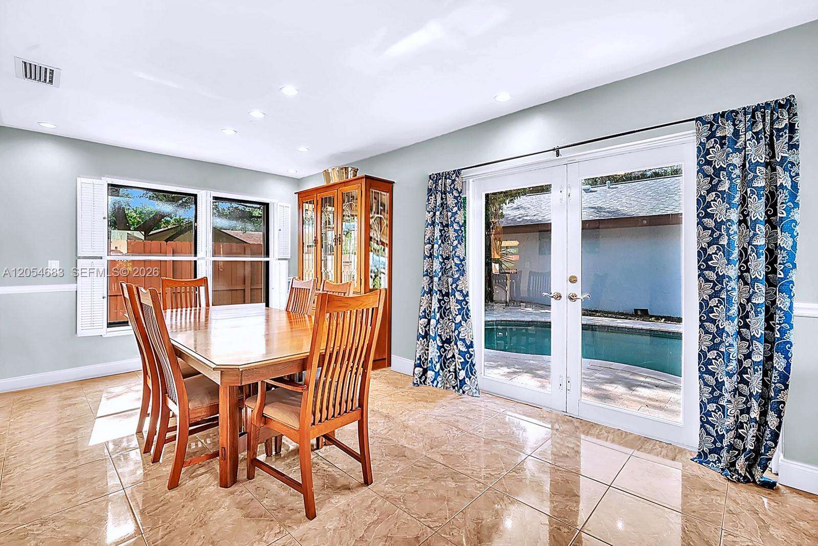 42 Birch Dr, Cooper City, FL 33026 - For Sale photo 11