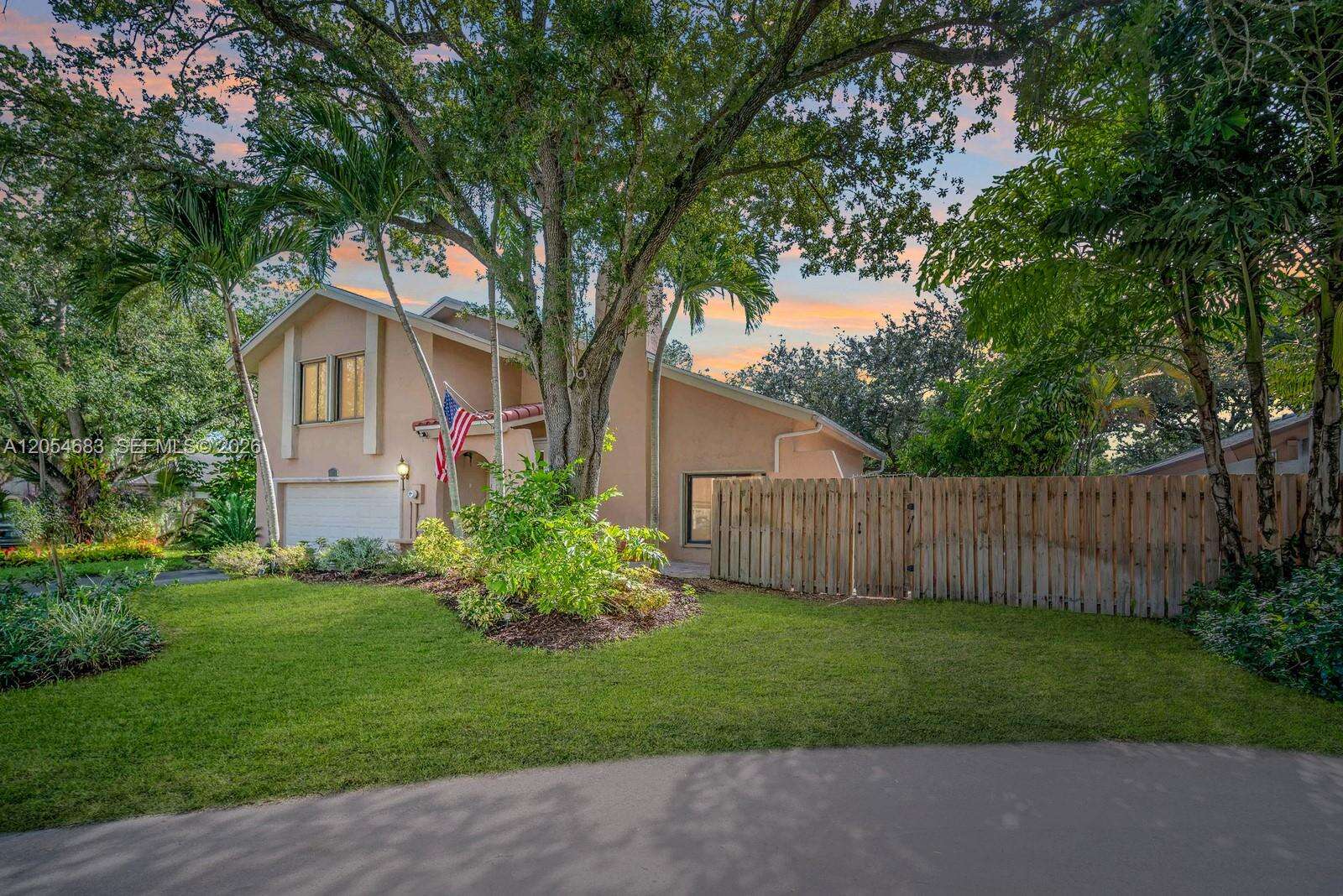 42 Birch Dr, Cooper City, FL 33026 - For Sale photo 5