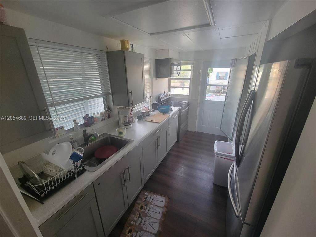 1711 Jackson St, Hollywood, FL 33020 - For Sale photo 3