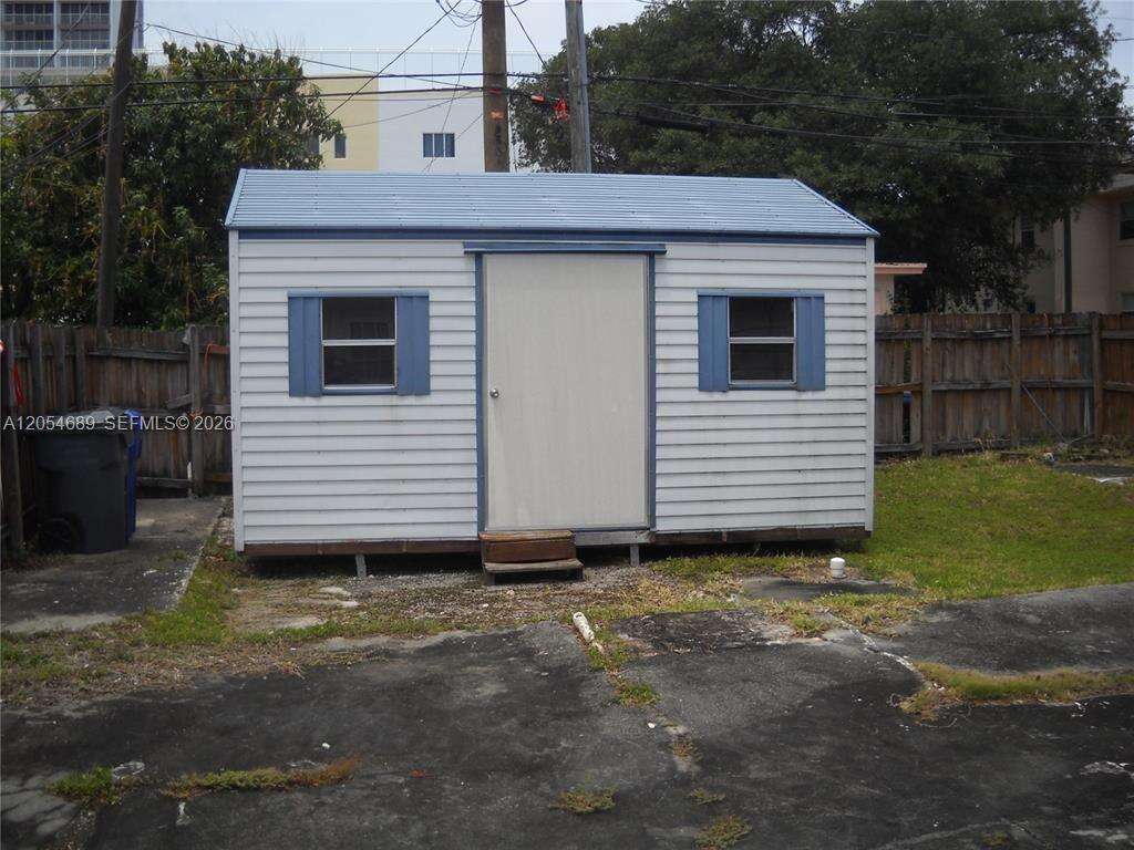 1711 Jackson St, Hollywood, FL 33020 - For Sale photo 4