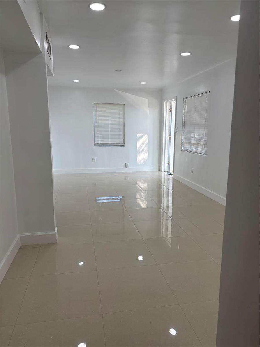 5635 Grant, Hollywood, FL 33021 - For Sale photo 11