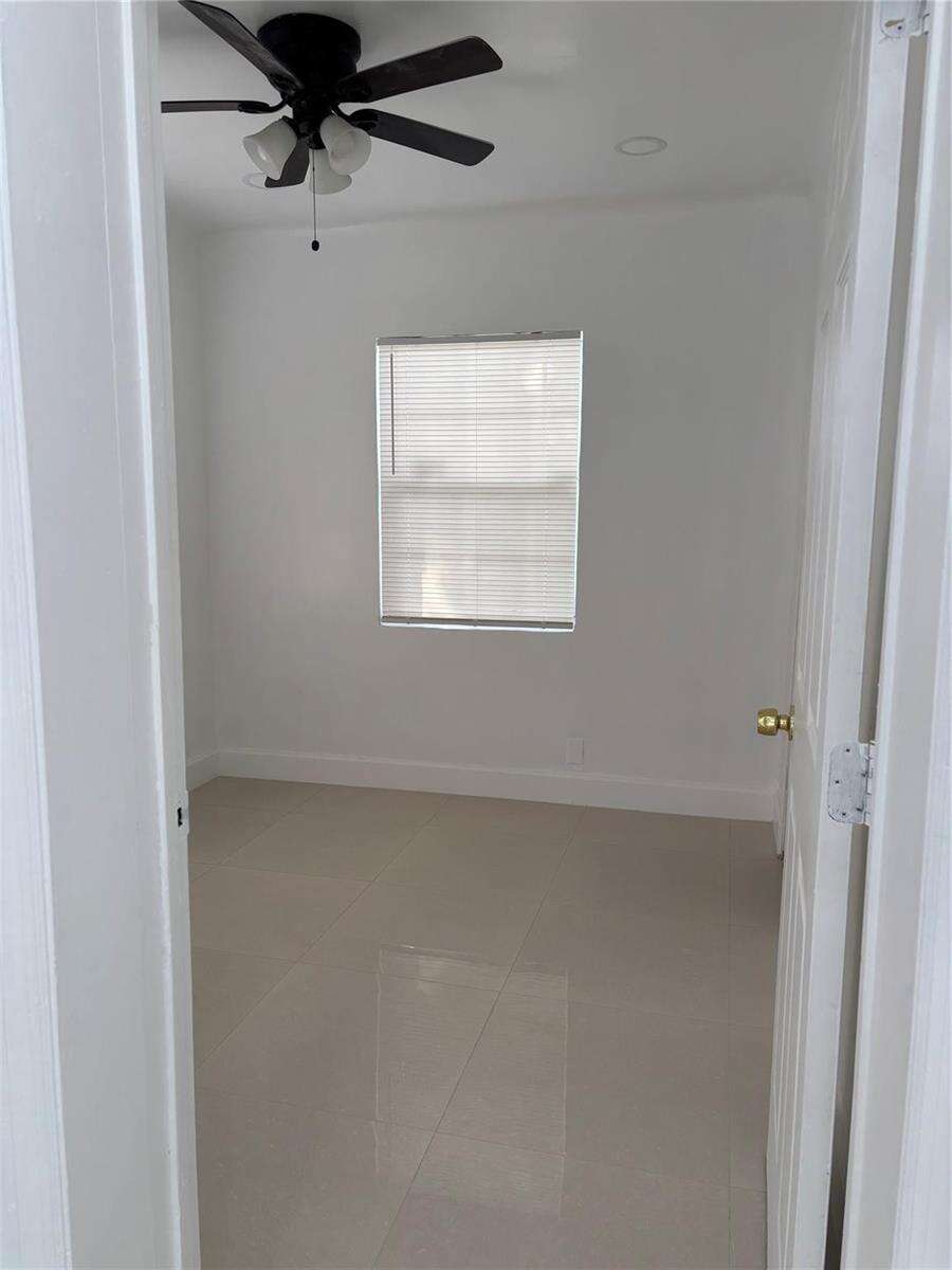 5635 Grant, Hollywood, FL 33021 - For Sale photo 12
