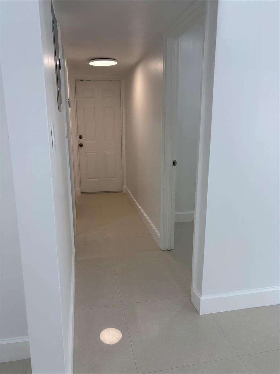5635 Grant, Hollywood, FL 33021 - For Sale photo 9