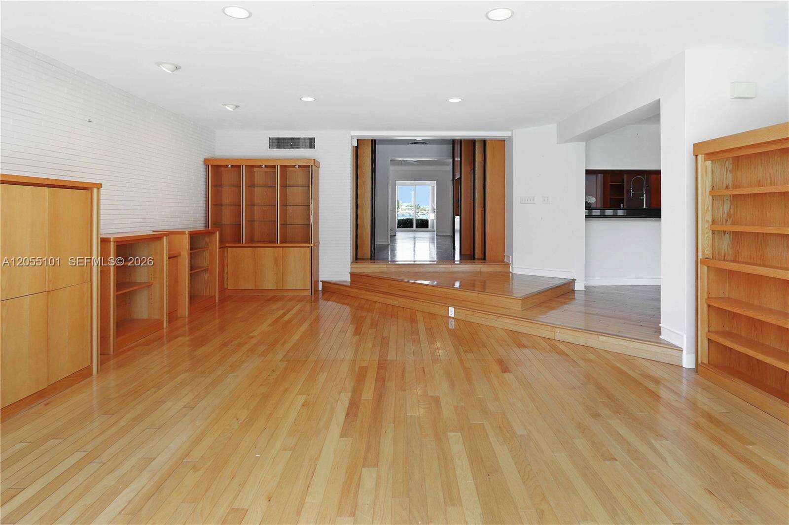 803 Southlake Dr, Hollywood, FL 33019 - For Sale photo 25