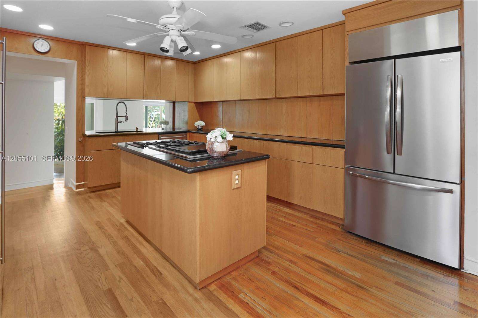 803 Southlake Dr, Hollywood, FL 33019 - For Sale photo 29