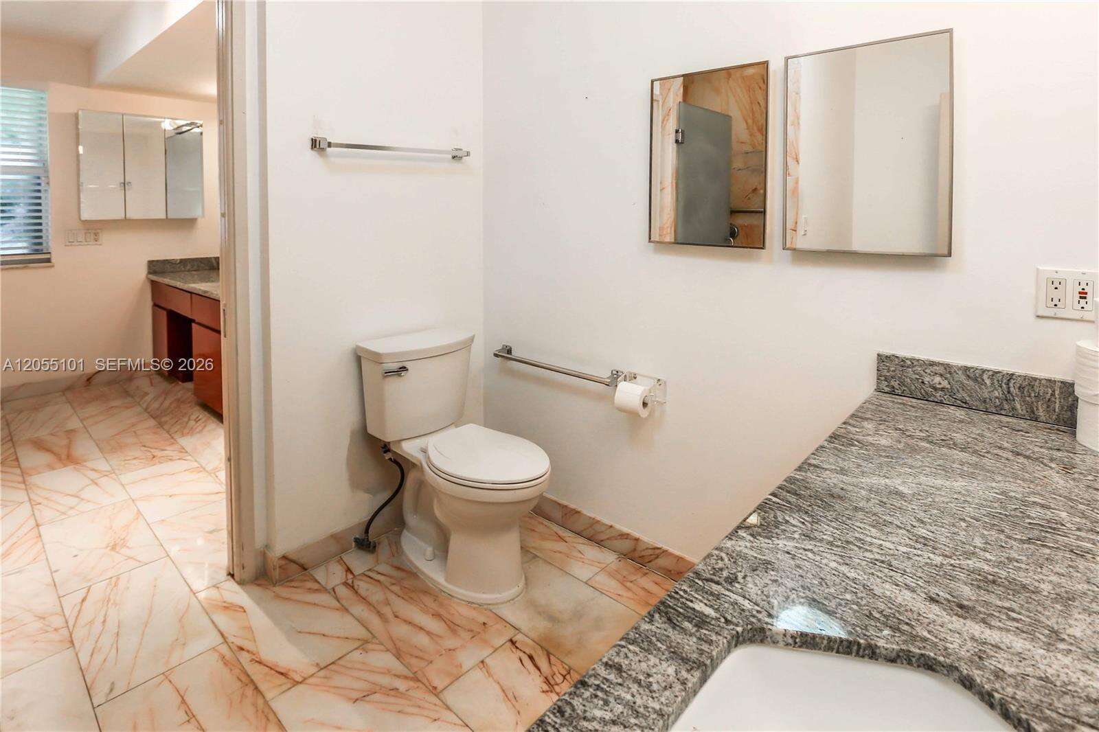 803 Southlake Dr, Hollywood, FL 33019 - For Sale photo 41