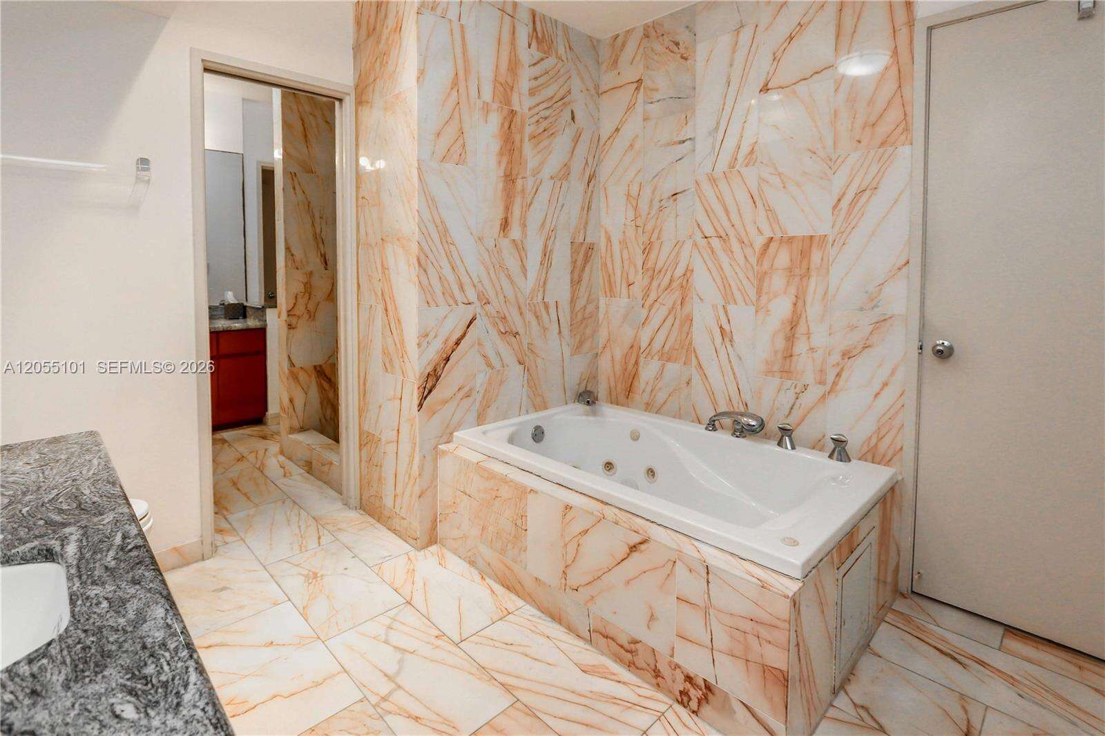 803 Southlake Dr, Hollywood, FL 33019 - For Sale photo 42