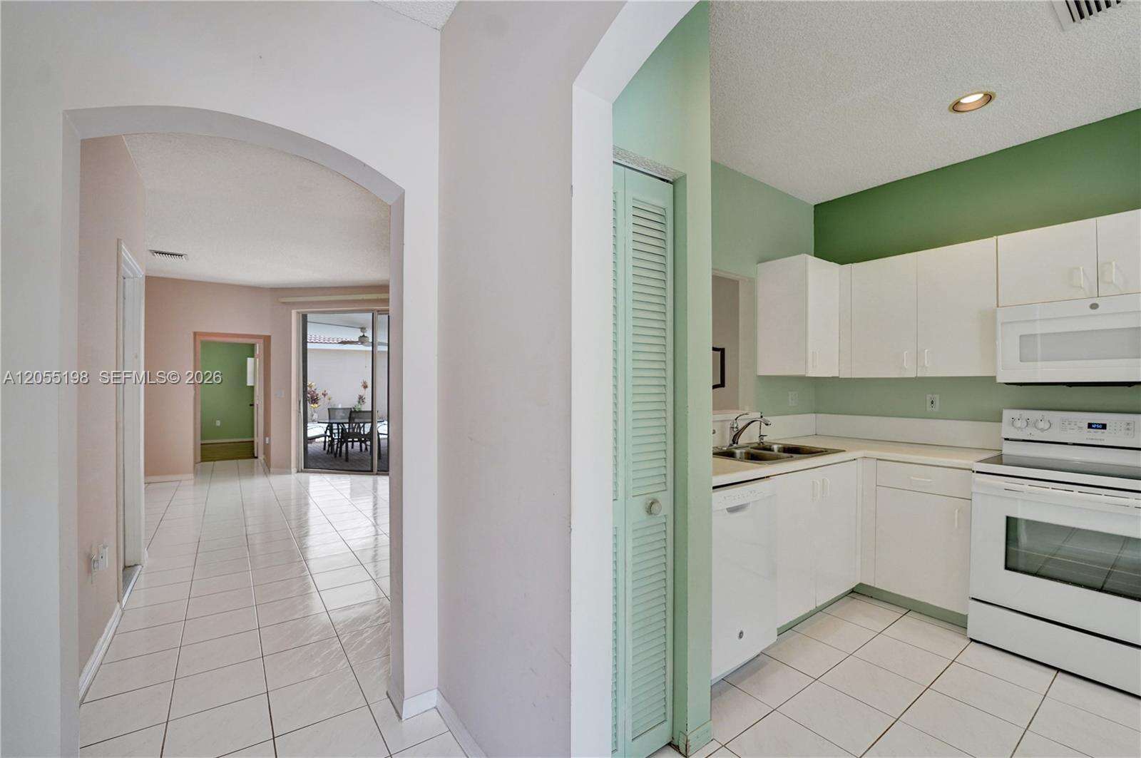 4025 Fern Forest Rd, Cooper City, FL 33026 - For Sale photo 3