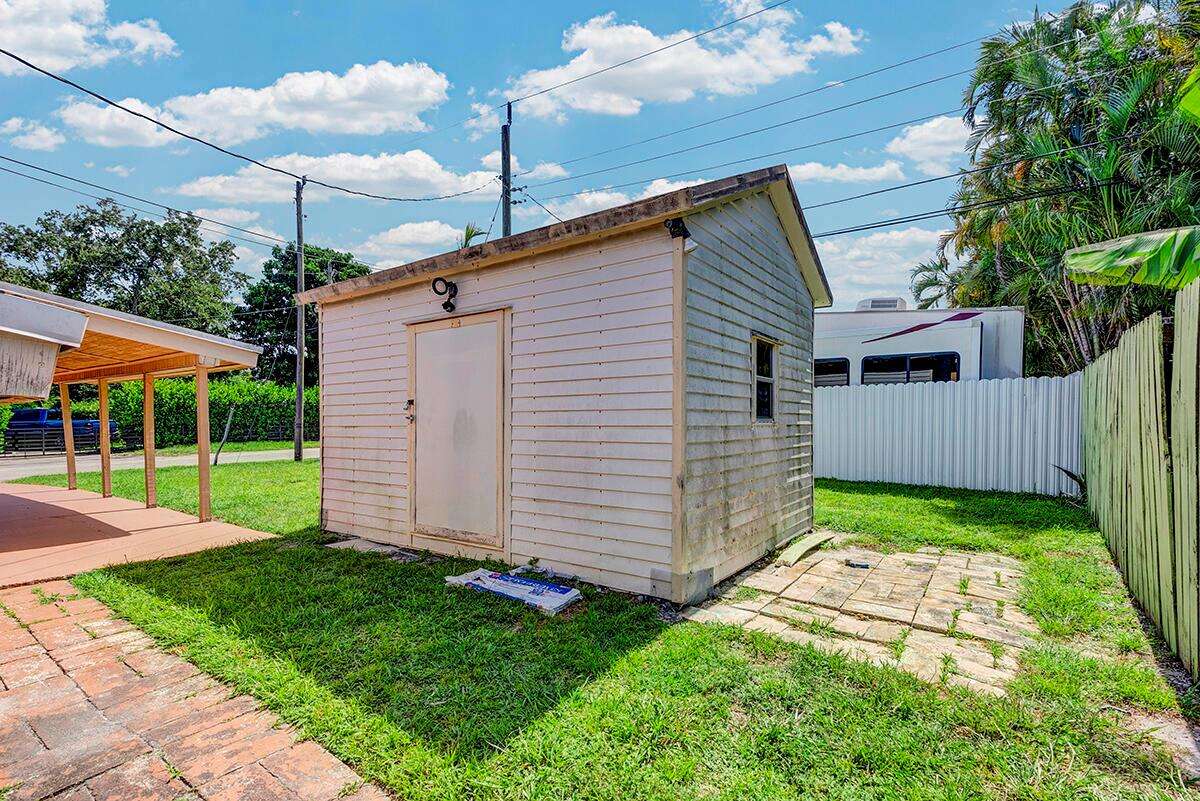 2100 57th, Hollywood, FL 33021 - For Sale photo 32