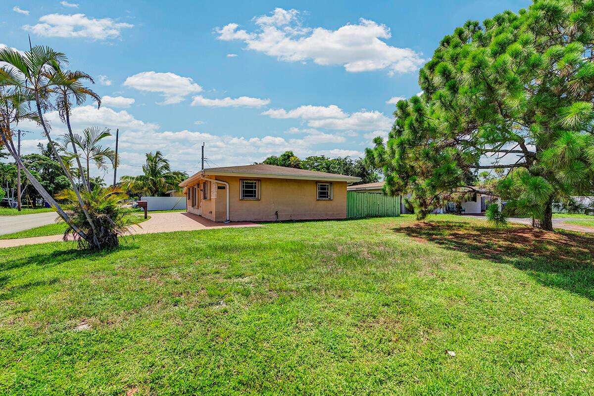2100 57th, Hollywood, FL 33021 - For Sale photo 36