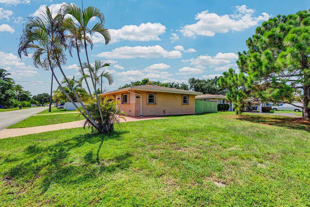 2100 57th, Hollywood, FL 33021 - For Sale photo 37