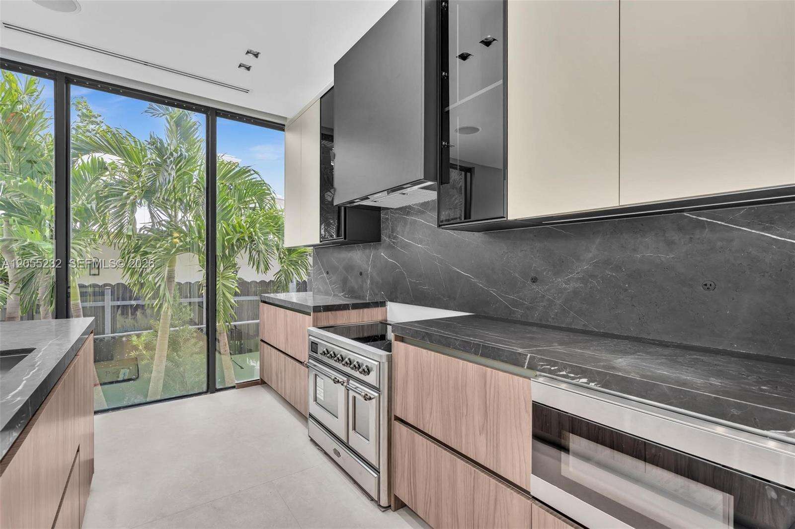 6020 Alton Rd, Miami Beach, FL 33140 - For Sale photo 4