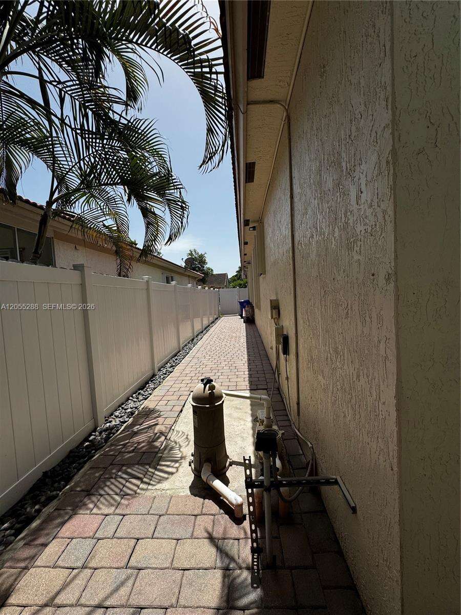 1773 72nd Way, Pembroke Pines, FL 33024 - For Sale photo 31