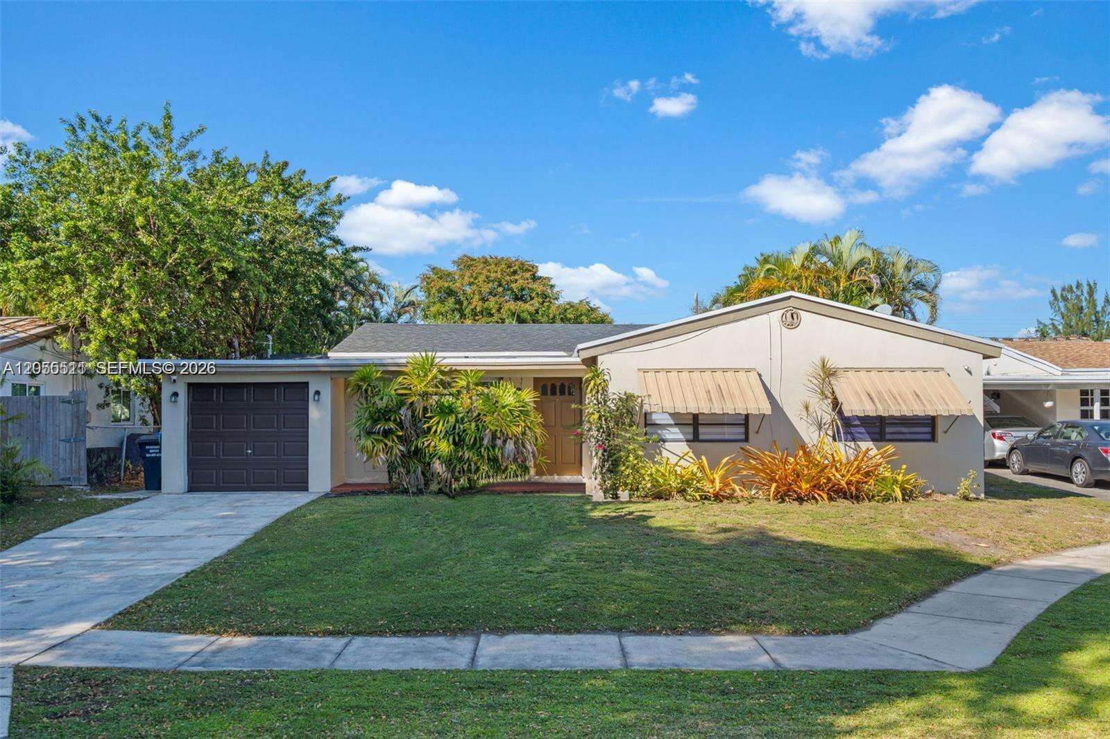 3035 Hayes St, Hollywood, FL 33021 - For Sale photo 1