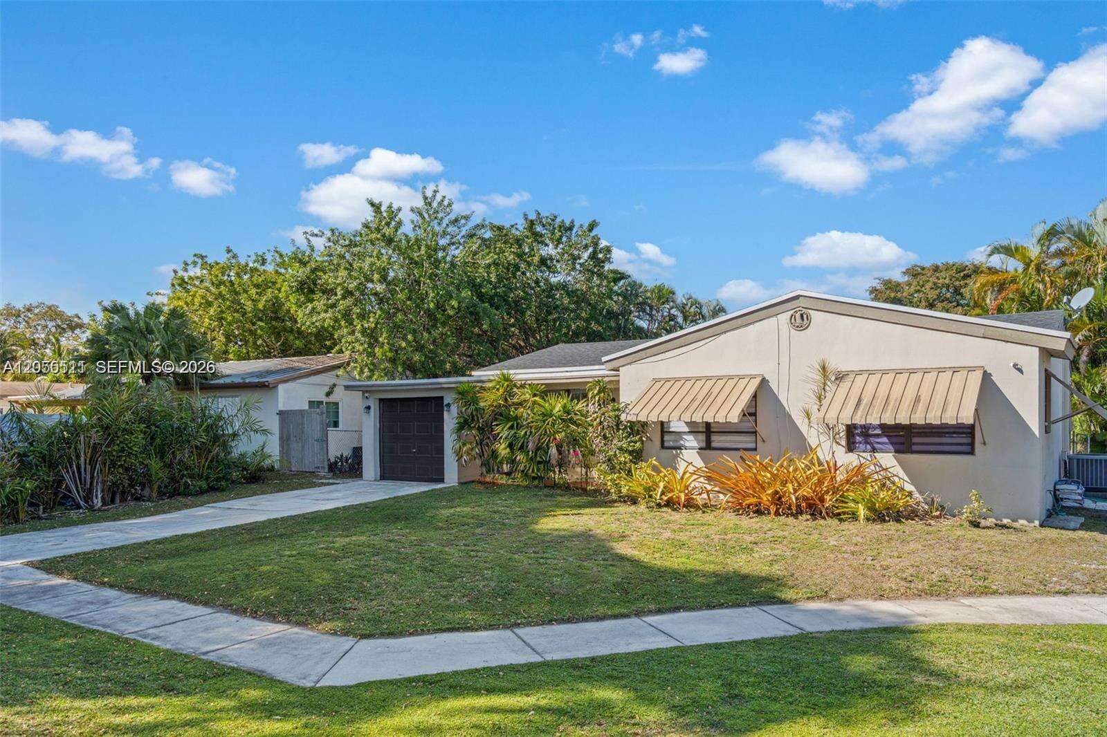 3035 Hayes St, Hollywood, FL 33021 - For Sale photo 3
