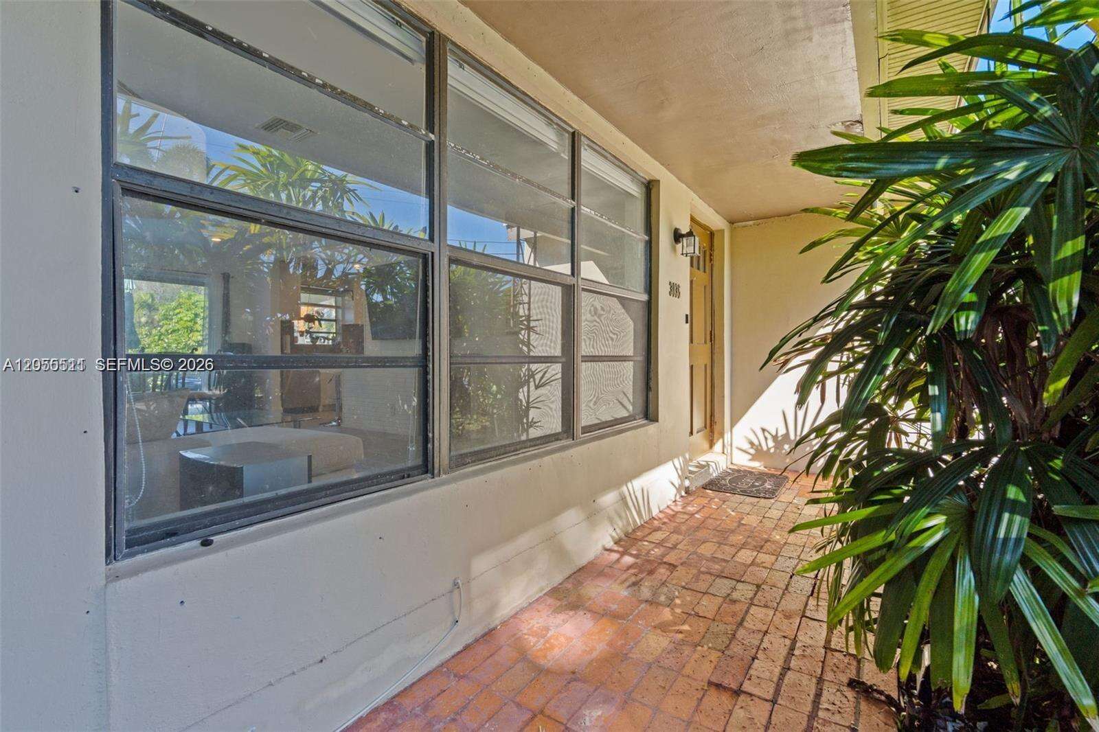 3035 Hayes St, Hollywood, FL 33021 - For Sale photo 4