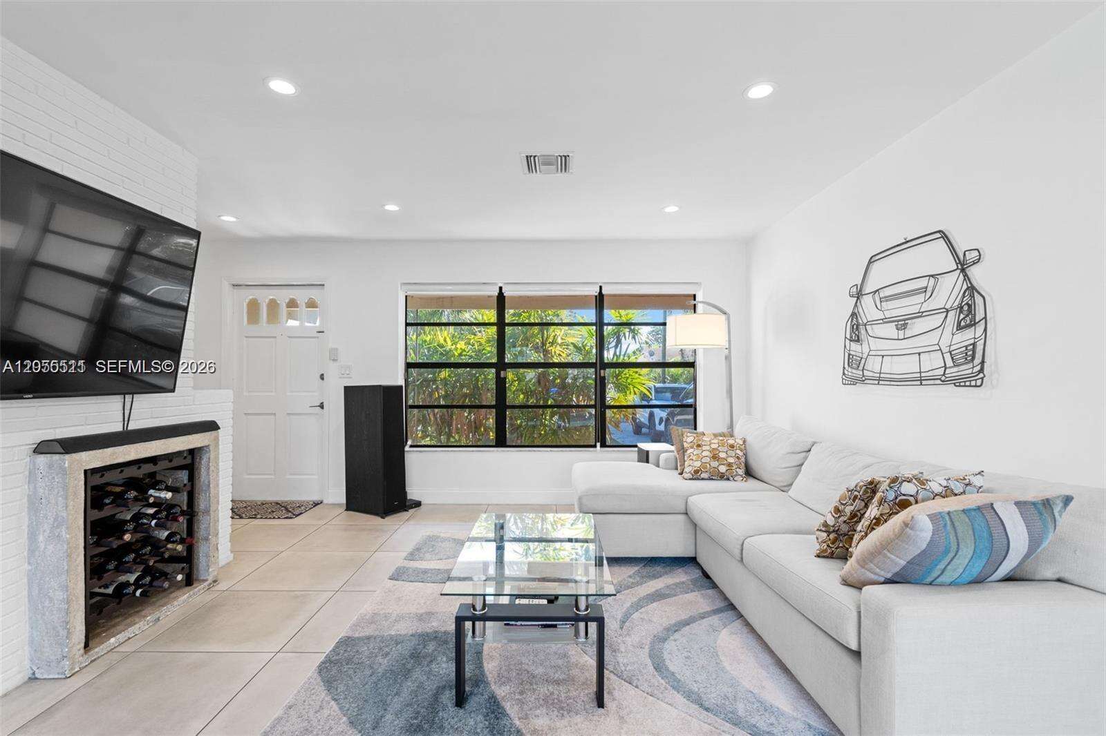 3035 Hayes St, Hollywood, FL 33021 - For Sale photo 10
