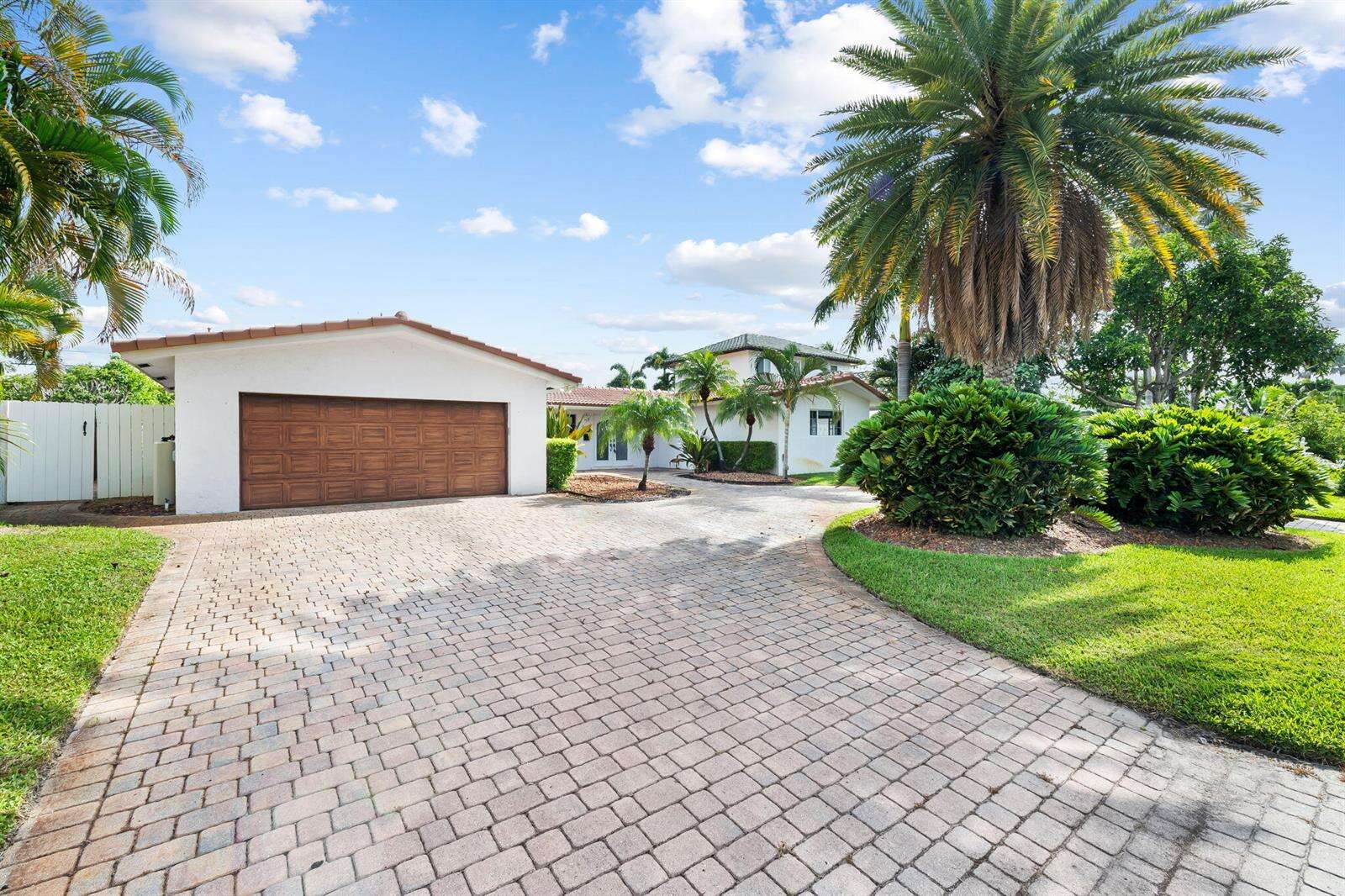 2011 55th, Fort Lauderdale, FL 33308 - For Sale photo 1