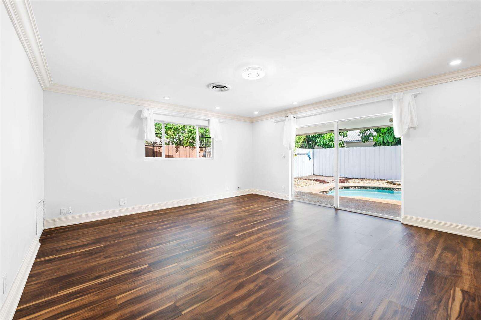 2011 55th, Fort Lauderdale, FL 33308 - For Sale photo 13
