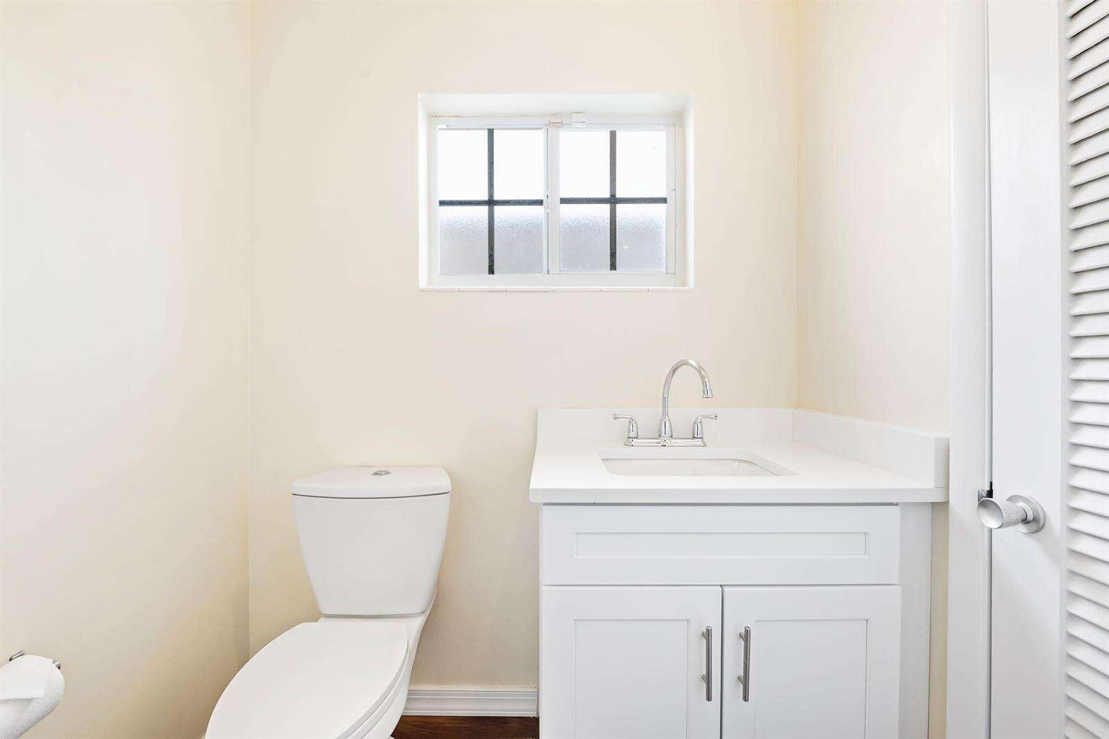 2011 55th, Fort Lauderdale, FL 33308 - For Sale photo 16