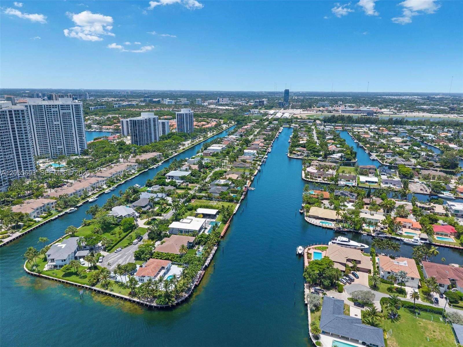 460 Holiday Dr, Hallandale Beach, FL 33009 - For Sale photo 17