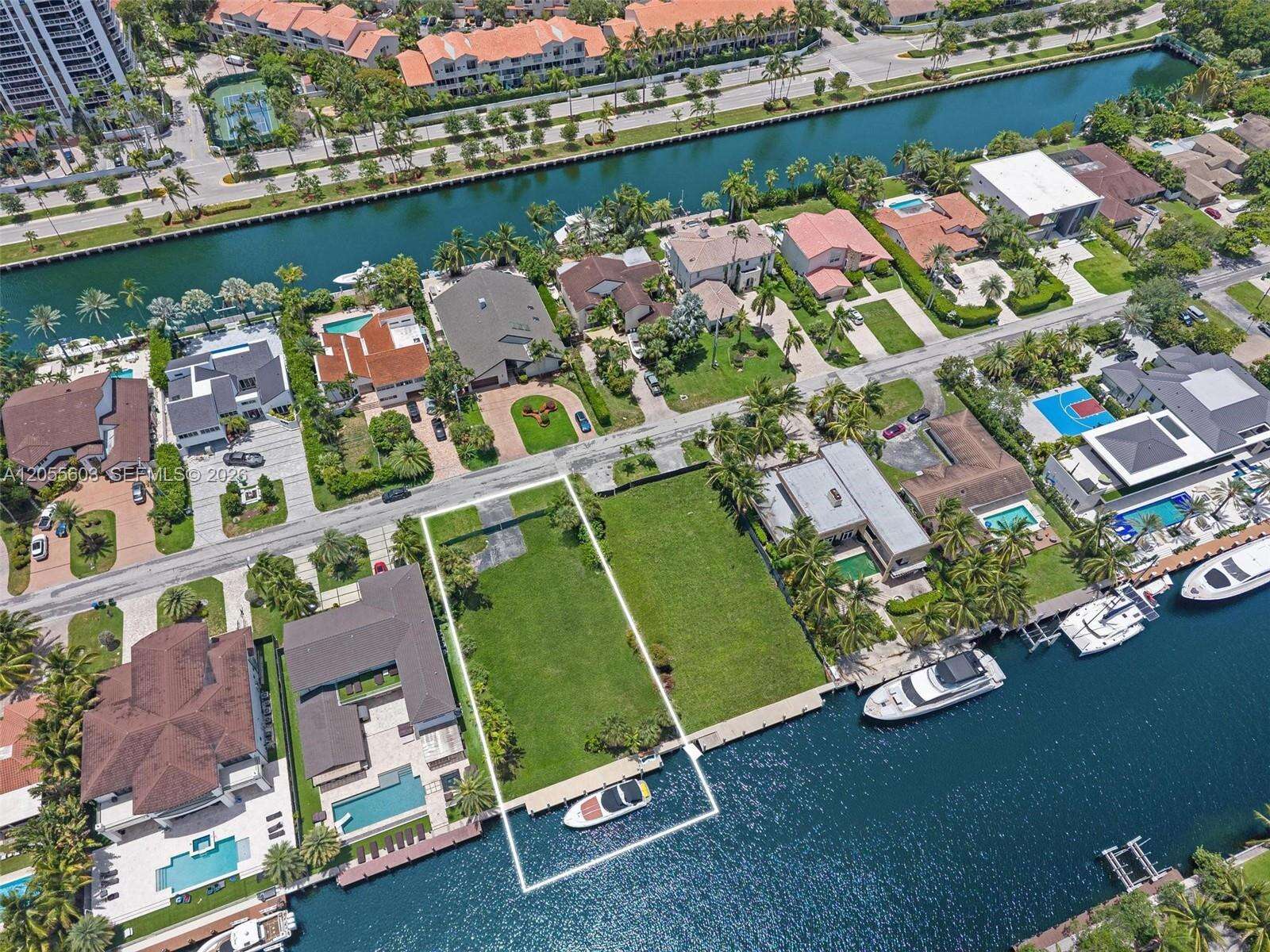 460 Holiday Dr, Hallandale Beach, FL 33009 - For Sale photo 6