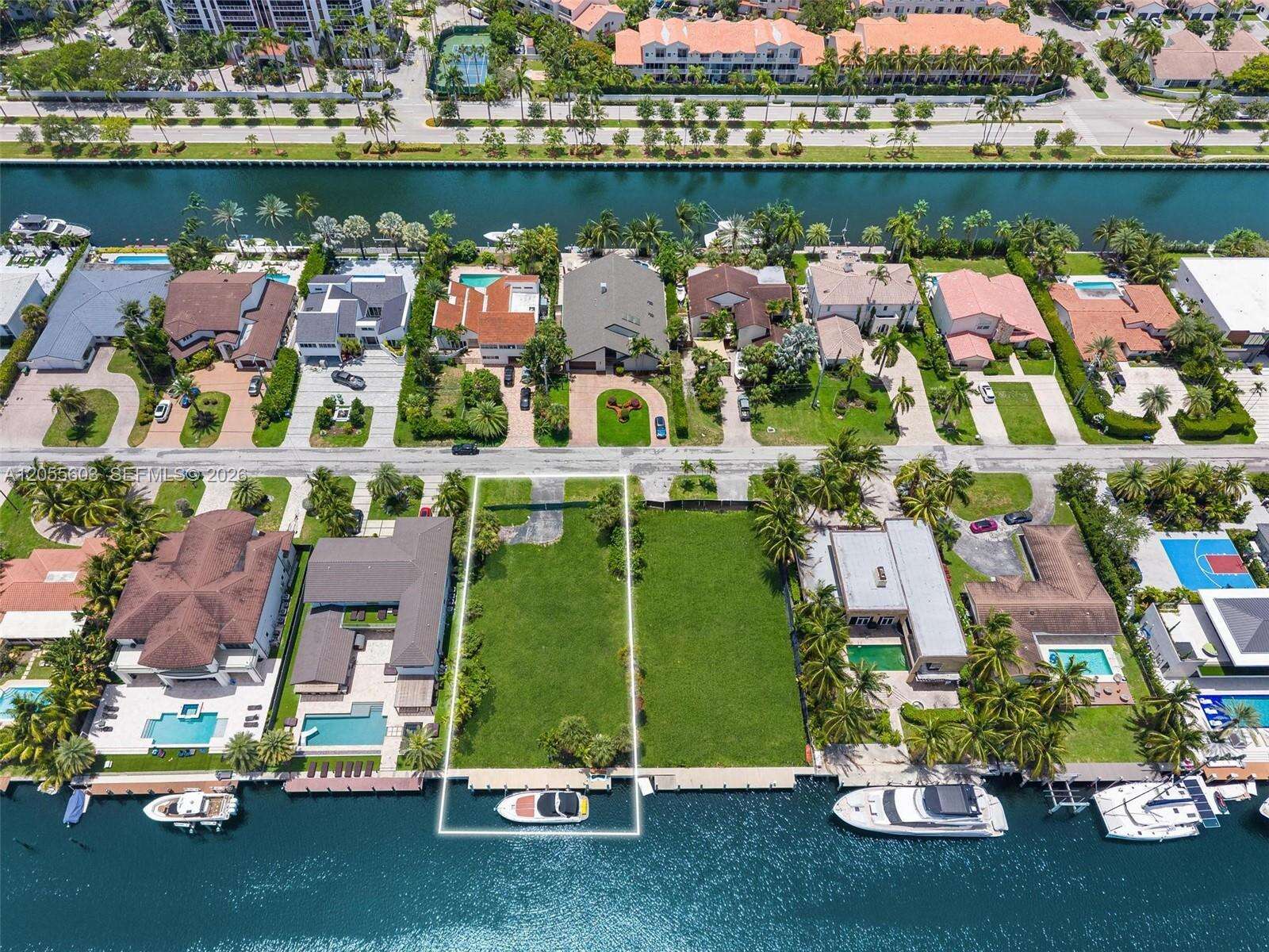 460 Holiday Dr, Hallandale Beach, FL 33009 - For Sale photo 7