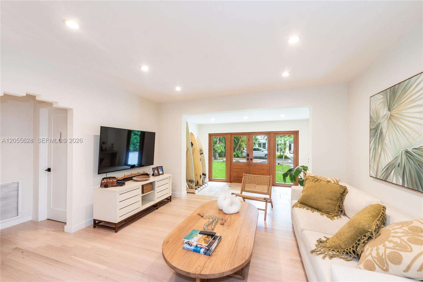 4155 Pamona Ave, Miami, FL 33133 - For Sale photo 4