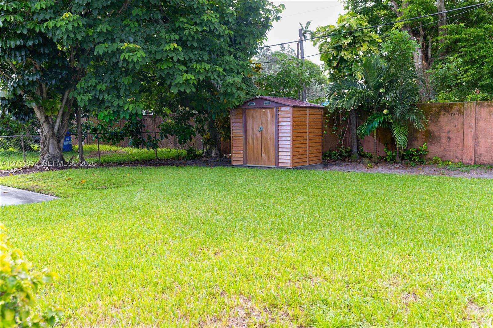 7330 1st Ct, Pembroke Pines, FL 33024 - For Sale photo 13