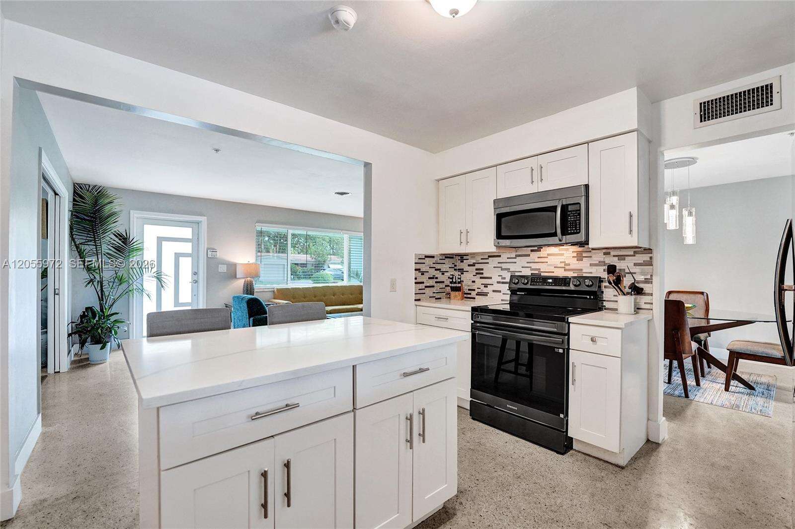 4508 Van Buren St, Hollywood, FL 33021 - Pending Sale photo 12