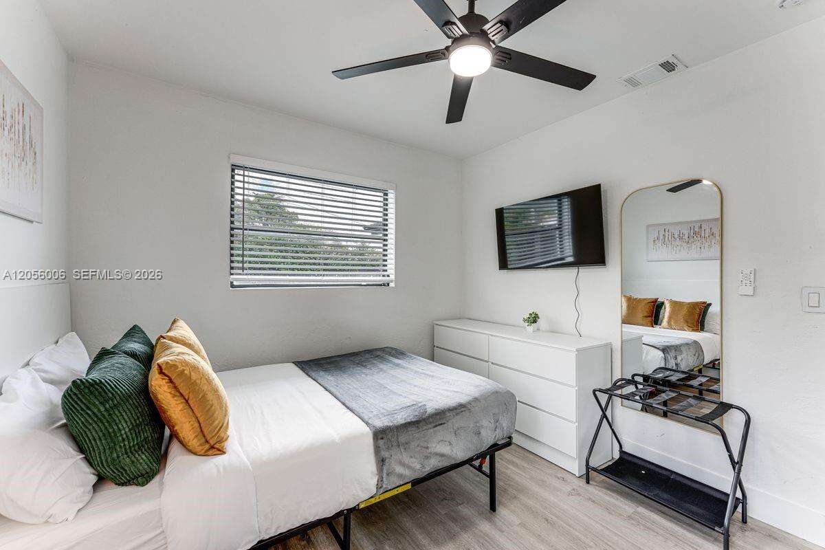 600 66th Ter, Hollywood, FL 33024 - For Sale photo 11