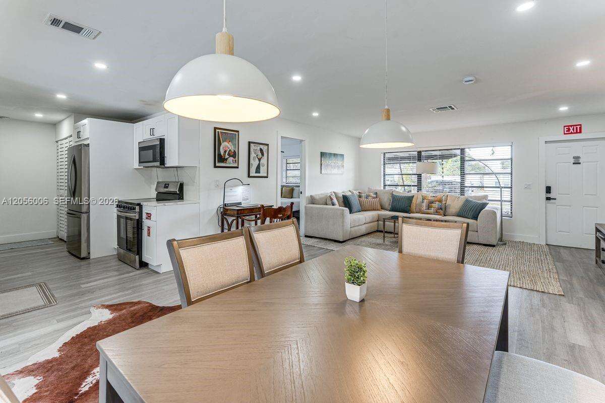 600 66th Ter, Hollywood, FL 33024 - For Sale photo 5