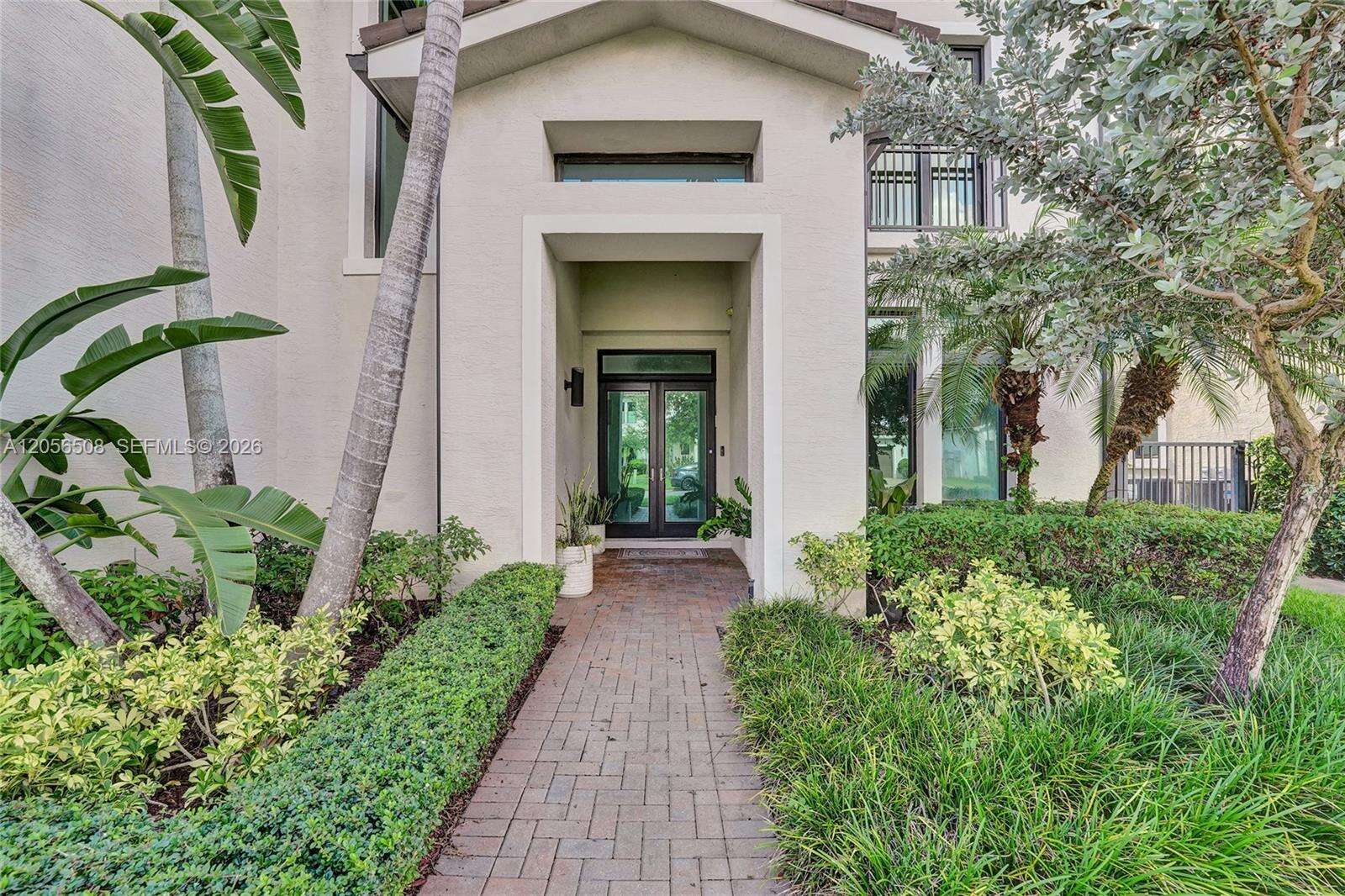 5742 Brookfield Cir E, Hollywood, FL 33312 - For Sale photo 2