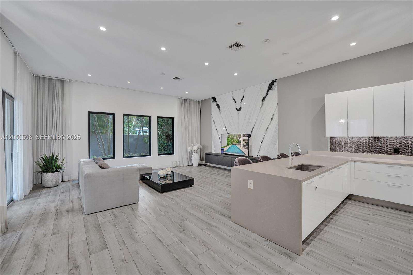 5742 Brookfield Cir E, Hollywood, FL 33312 - For Sale photo 10