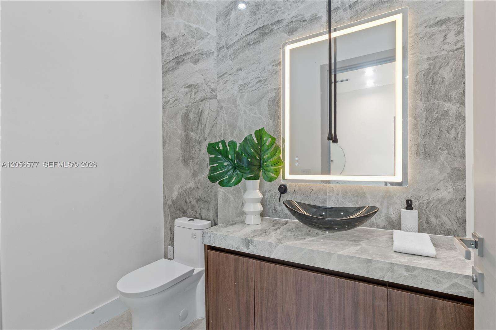 1234 17th Ter, Fort Lauderdale, FL 33304 - For Sale photo 11