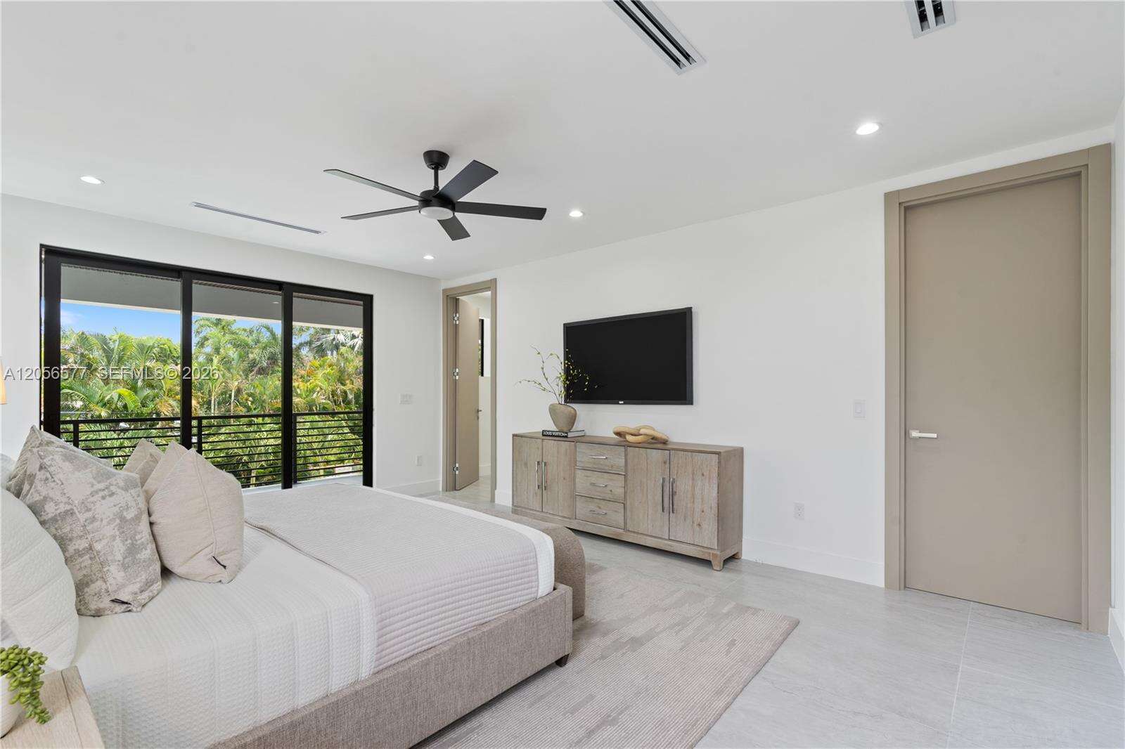 1234 17th Ter, Fort Lauderdale, FL 33304 - For Sale photo 12