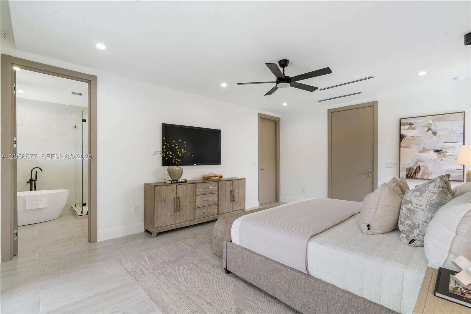 1234 17th Ter, Fort Lauderdale, FL 33304 - For Sale photo 13